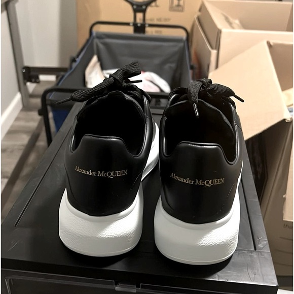 Black Alexander Mcqueens